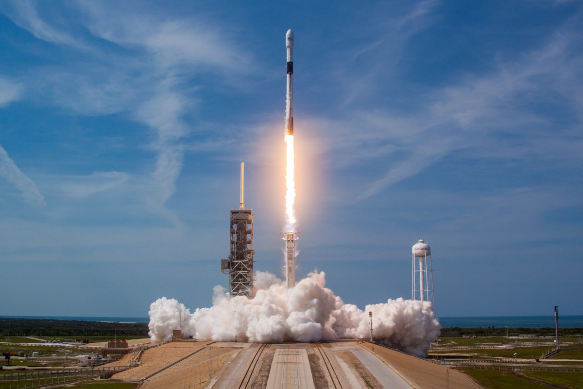 BREVARD COUNTY • KENNEDY SPACE CENTER, FLORIDA – SpaceX is scheduled to launch Falcon 9 rocket Thursday afternoon that will be carrying Starlink 9